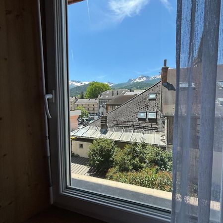 Chez Lizon Hostel Barcelonnette Exterior photo
