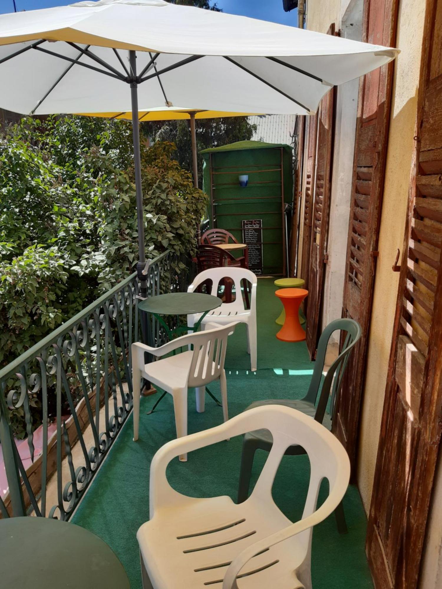Chez Lizon Hostel Barcelonnette Exterior photo